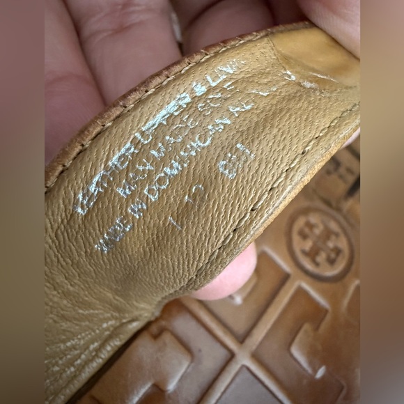 Tory Burch Thong Sandals Size 9 - Picture 5 of 6